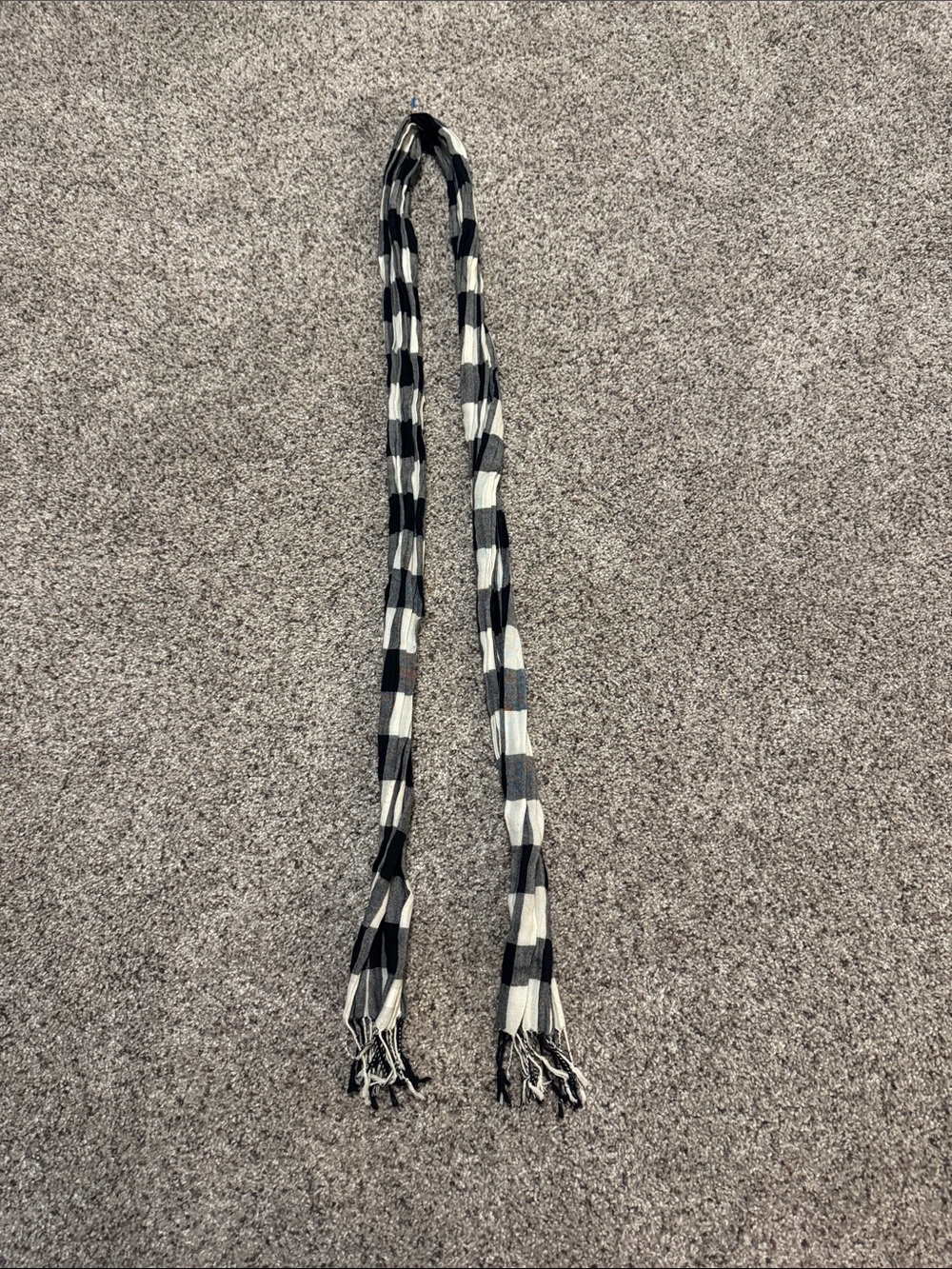 American Eagle Outfitters Black and White Plaid Lightweight Scarf